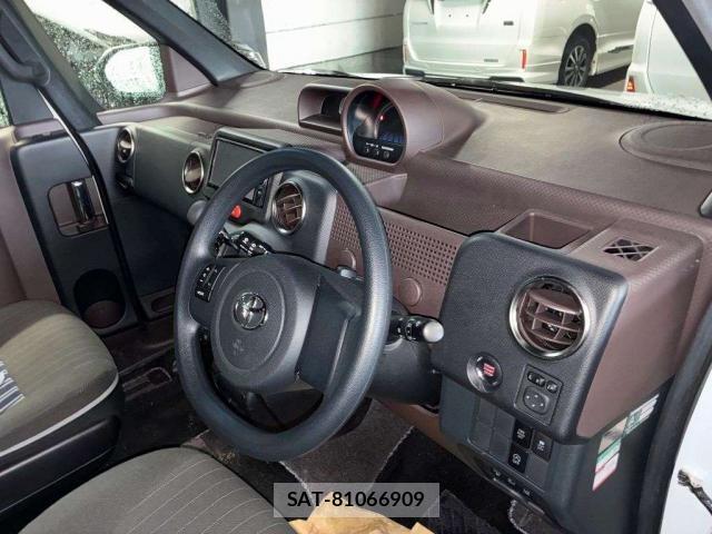 Toyota SPADE 2017-05 8284383-3