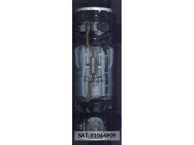 Toyota SPADE 2017-05 8284383-8