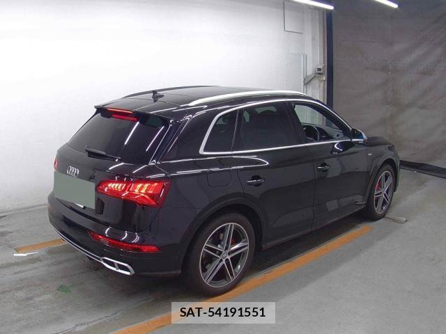 Audi SQ5 2018-01 8284692-1