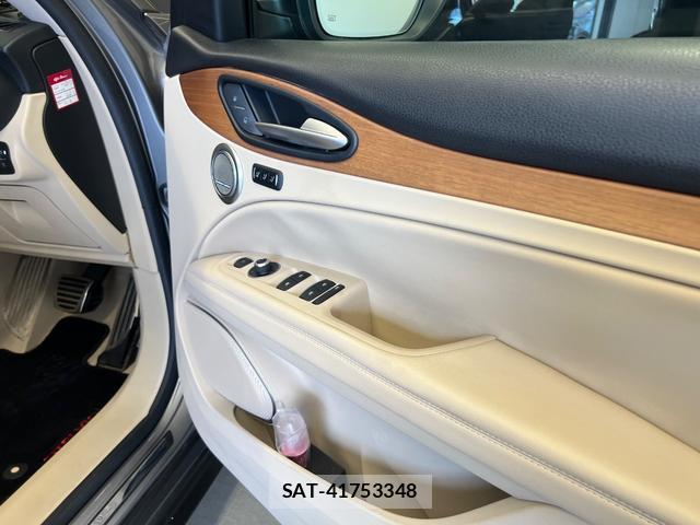 ALFA ROMEO STELVIO 2019-06 8280024-7