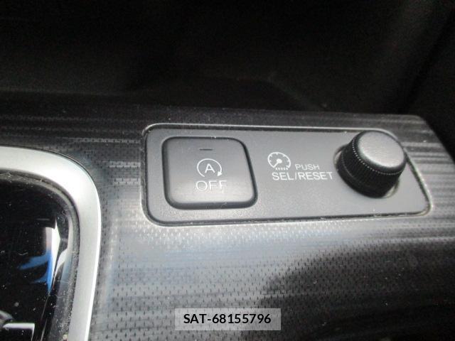 Honda e 2016-01 8276796-13