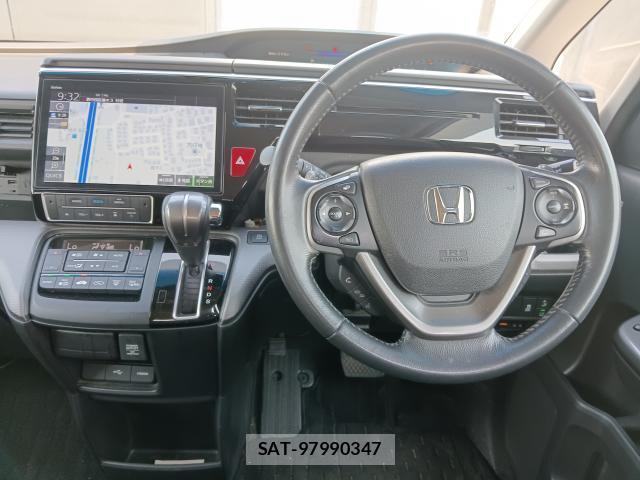 Honda e 2019-07 8277179-11