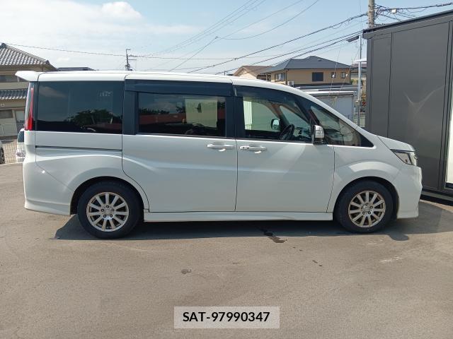 Honda e 2019-07 8277179-3