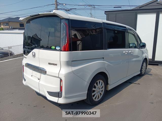 Honda e 2019-07 8277179-4
