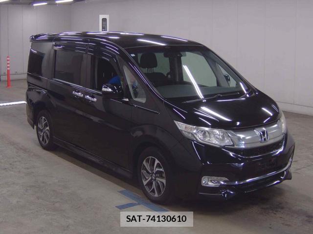Honda e 2015-05 8277469-0