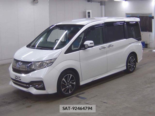 Honda e 2017-08 8277479-3