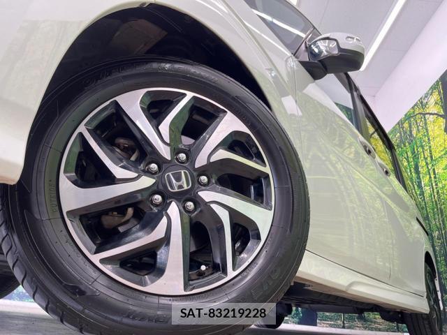 Honda e 2019-01 8277541-12