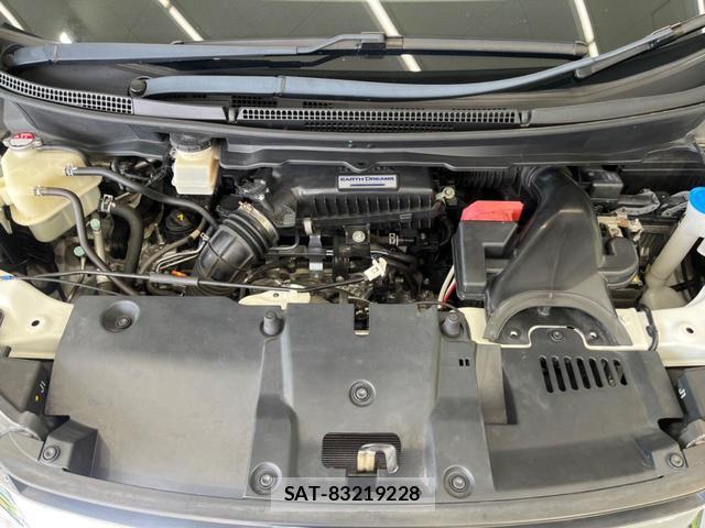 Honda e 2019-01 8277541-17