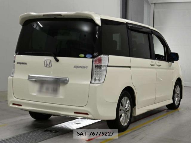 Honda e 2010-02 8277908-8