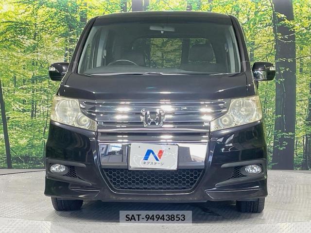 Honda e 2010-06 8278031-14