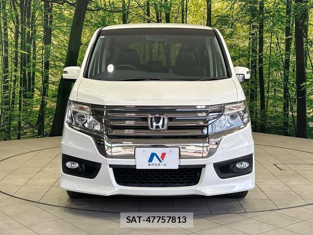 Honda e 2014-02 8278147-14