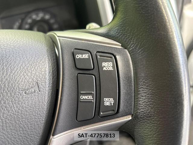 Honda e 2014-02 8278147-6