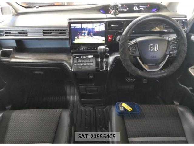 Honda e 2017-04 8278251-2