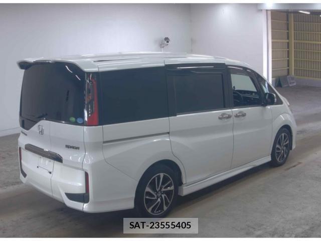 Honda e 2017-04 8278251-4