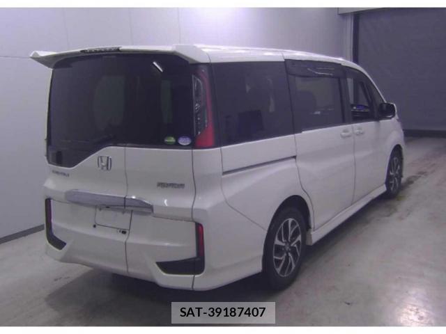 Honda e 2021-07 8278471-1