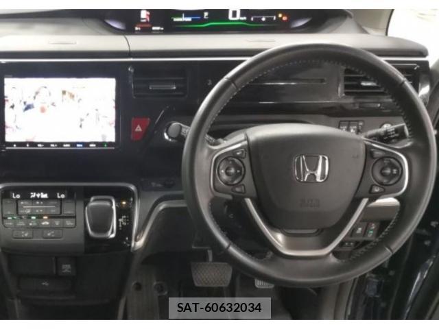 Honda e 2021-07 8278480-2