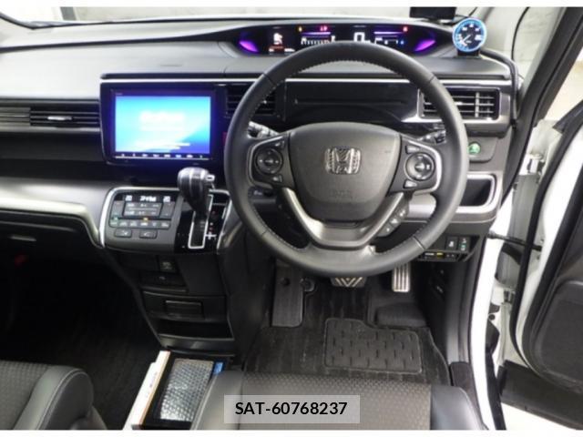 Honda e 2020-08 8278496-2