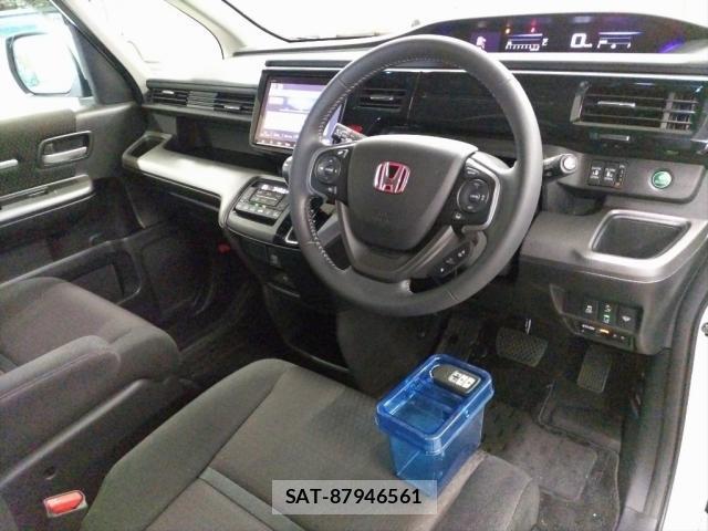 Honda e 2020-10 8278544-2