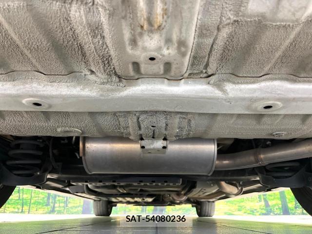 Honda e 2014-10 8279493-19