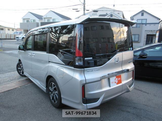 Honda e 2019-03 8279531-14