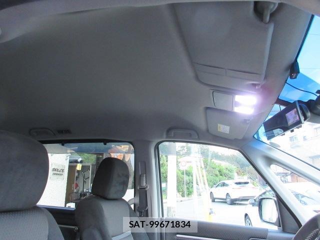 Honda e 2019-03 8279531-16