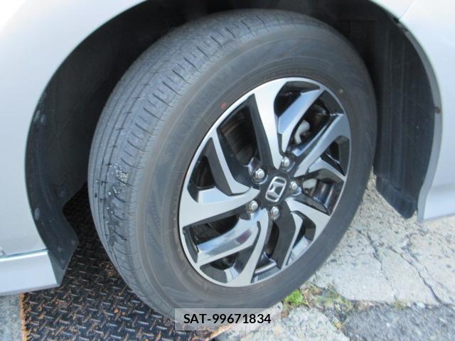 Honda e 2019-03 8279531-19
