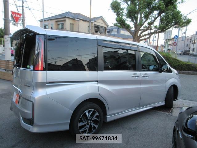 Honda e 2019-03 8279531-3