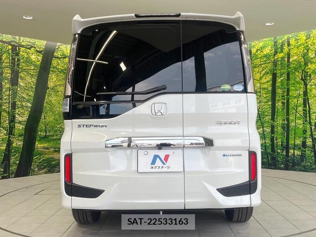 Honda e 2018-09 8280057-15