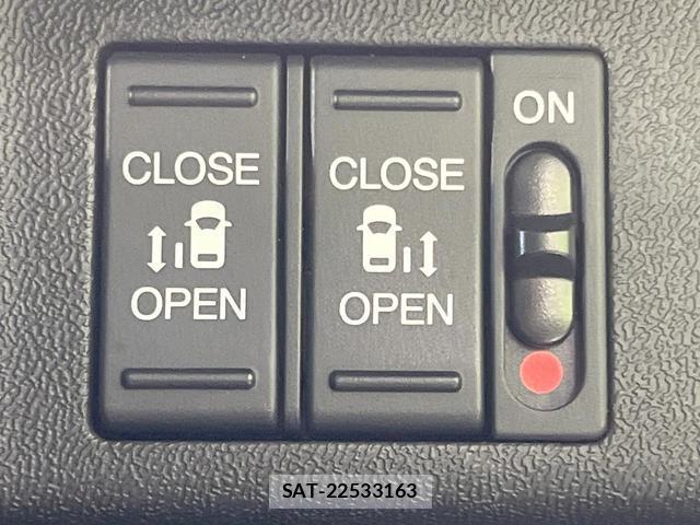 Honda e 2018-09 8280057-2