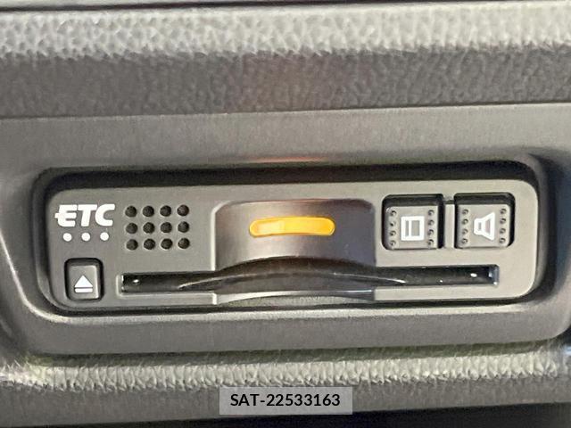 Honda e 2018-09 8280057-6