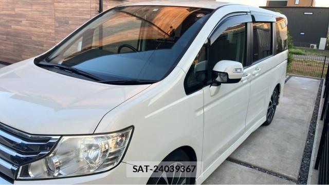 Honda e 2012-03 8280527-3