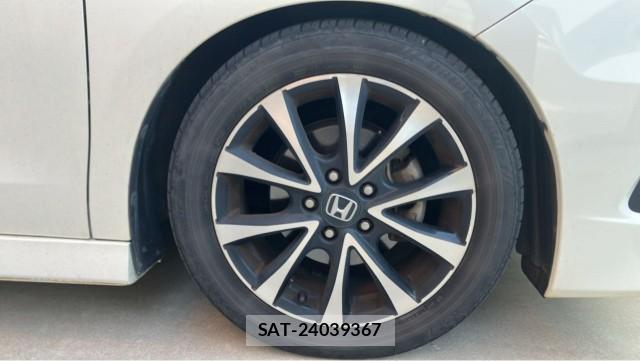 Honda e 2012-03 8280527-8