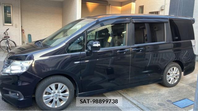 Honda e 2010-06 8280619-10