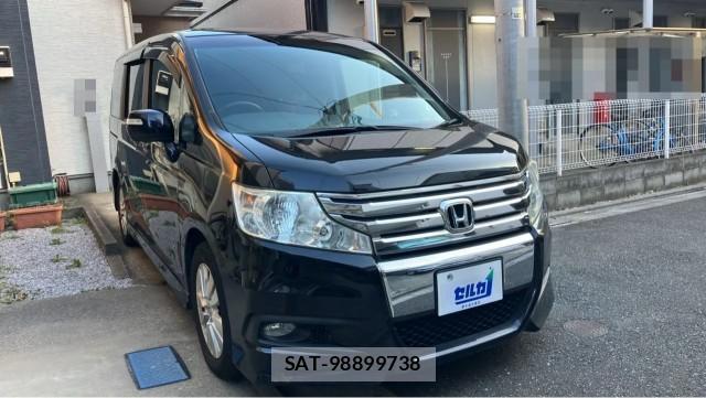 Honda e 2010-06 8280619-11