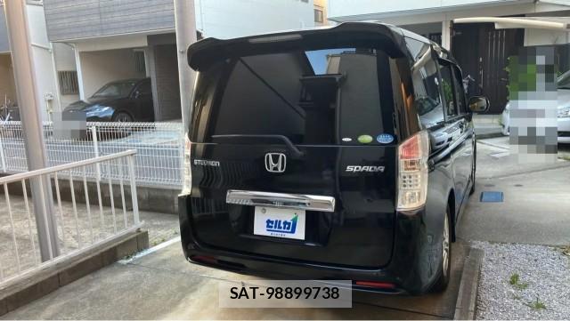 Honda e 2010-06 8280619-12