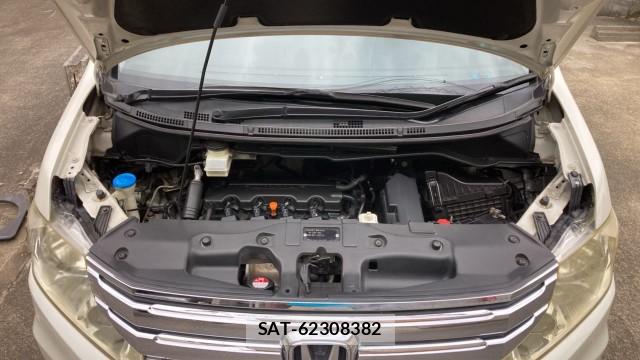 Honda e 2010-09 8280858-7