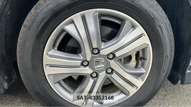 Honda e 2019-10 8280992-8