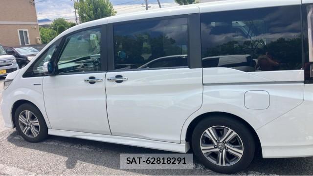 Honda e 2019-07 8281295-10