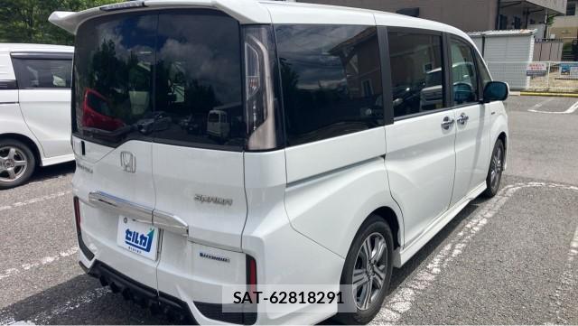 Honda e 2019-07 8281295-12