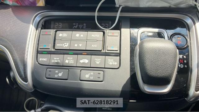 Honda e 2019-07 8281295-14
