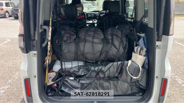 Honda e 2019-07 8281295-17