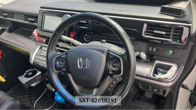 Honda e 2019-07 8281295-2