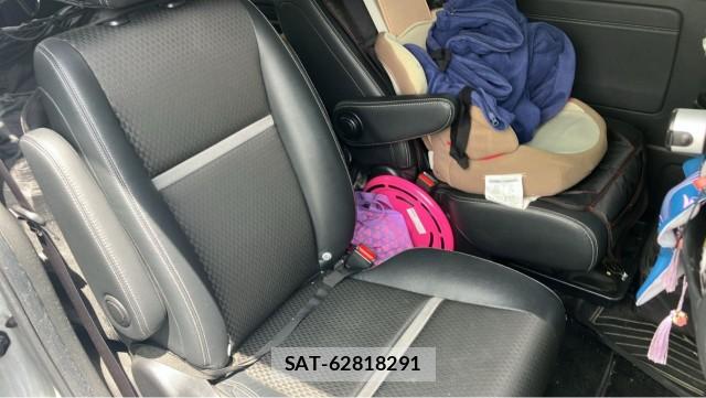 Honda e 2019-07 8281295-6