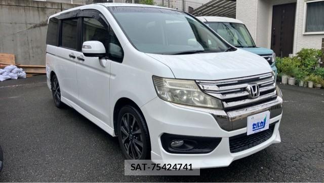 Honda e 2013-07 8281561-11