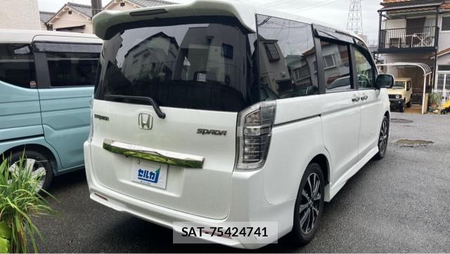Honda e 2013-07 8281561-12