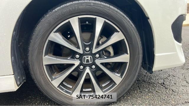 Honda e 2013-07 8281561-8