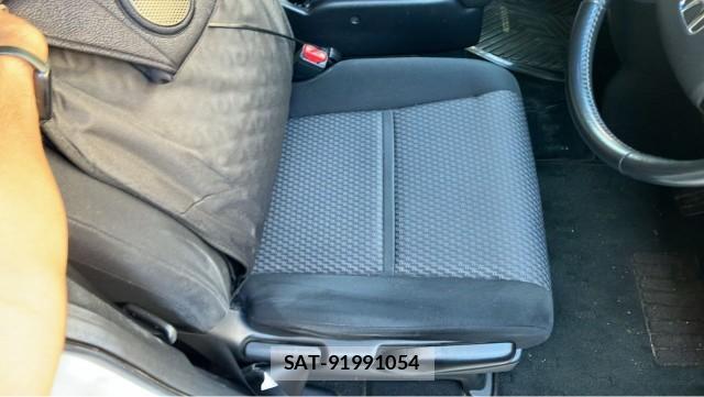 Honda e 2015-05 8281661-5
