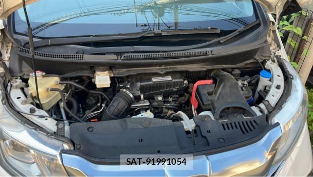 Honda e 2015-05 8281661-7