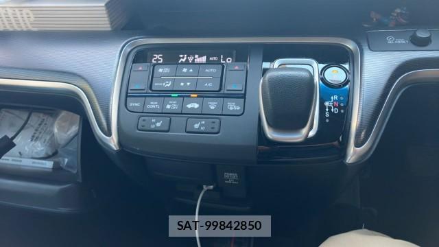 Honda e 2019-07 8282009-14