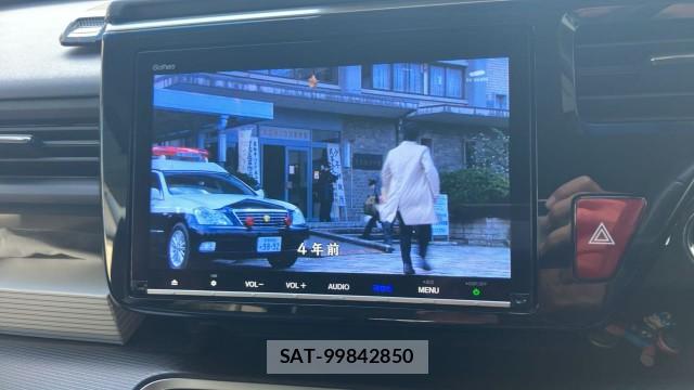 Honda e 2019-07 8282009-4
